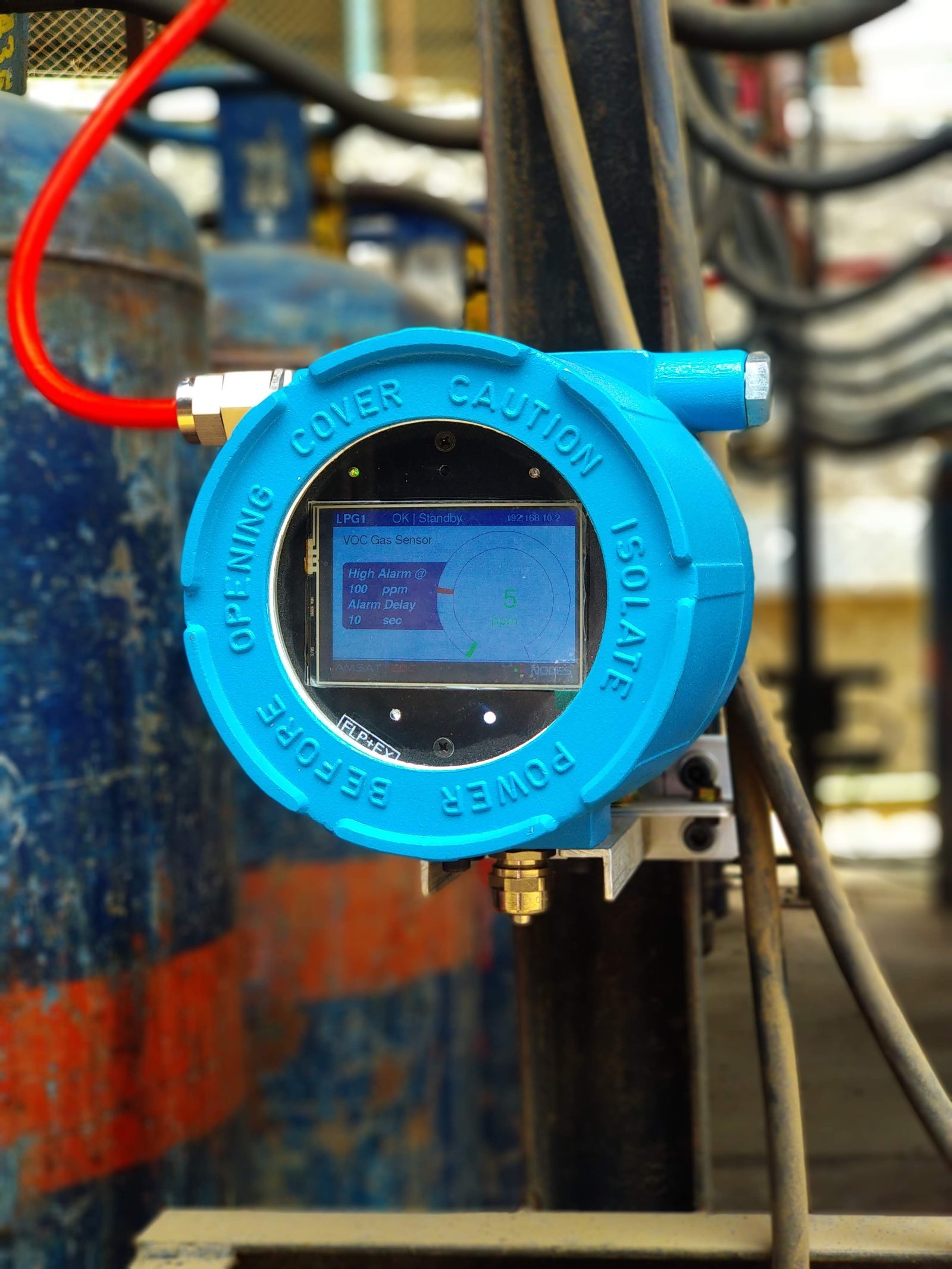 PRAMAN XF gas sensor field installation.